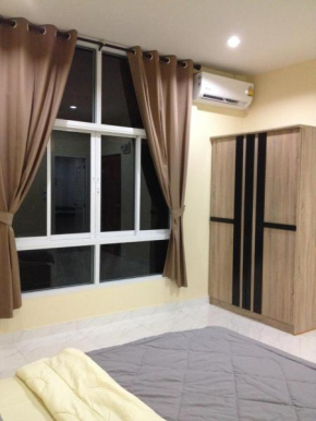  Apartments Baanlaktee 9  Ката Бич